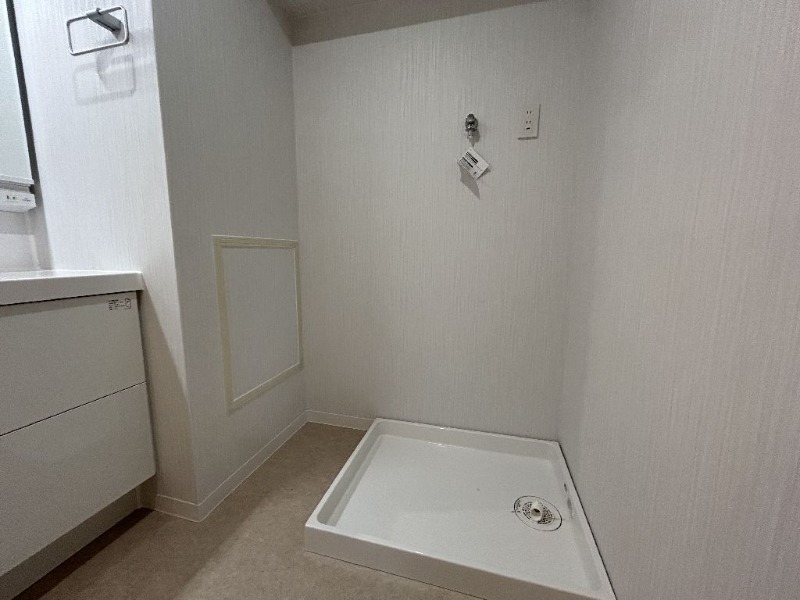 �_�ސ쌧���͌��s�΋搼���{1���ڂ̒��Ã}���V�����̐��ʑ�E���ʏ�