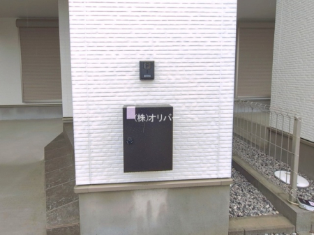 �_�ސ쌧���͌��s�����揬����1���ڂ̐V�z��ˌ��Ă̌��n�O�ώʐ^