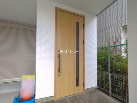�_�ސ쌧���͌��s�����揬����1���ڂ̐V�z��ˌ��Ă̌��n�O�ώʐ^