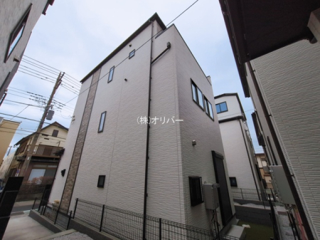 �_�ސ쌧���͌��s�����散��Ӗ{��2���ڂ̐V�z��ˌ��Ă̌��n�O�ώʐ^