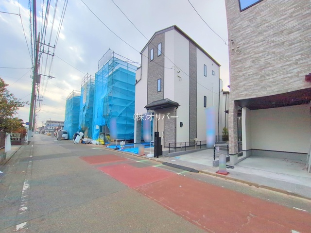 �_�ސ쌧���͌��s�����散��Ӗ{��2���ڂ̐V�z��ˌ��Ă̌��n�O�ώʐ^