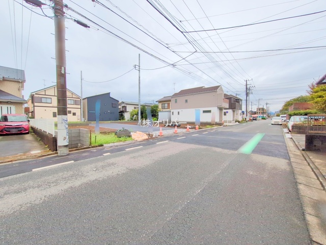 �_�ސ쌧���͌��s�����撆��3���ڂ̓y�n�̂��̑�