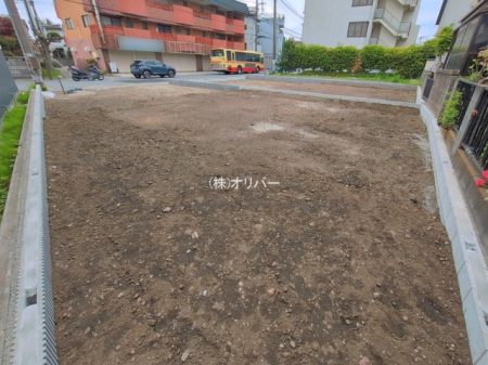 �_�ސ쌧���͌��s���ᏼ3���ڂ̐V�z��ˌ��Ă̌��n�O�ώʐ^