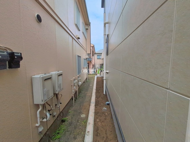 �_�ސ쌧���͌��s�����扡�R6���ڂ̐V�z��ˌ��Ă̌��n�O�ώʐ^
