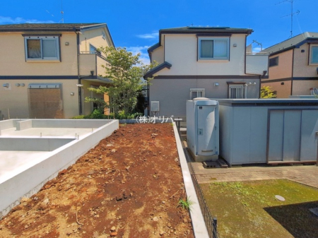 �����s���c�s���X6���ڂ̐V�z��ˌ��Ă̌��n�O�ώʐ^