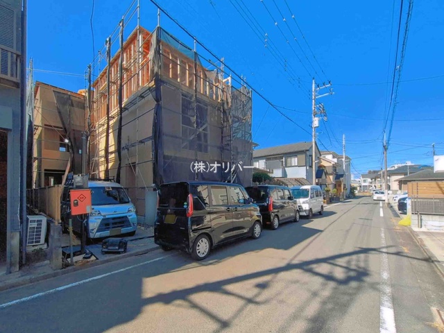 �_�ސ쌧���͌��s�����搴�V6���ڂ̐V�z��ˌ��Ă̂��̑�