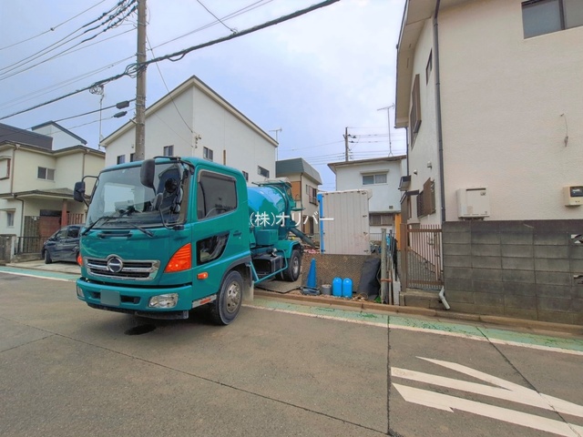 �_�ސ쌧���͌��s��斃�a��8���ڂ̐V�z��ˌ��Ă̌��n�O�ώʐ^